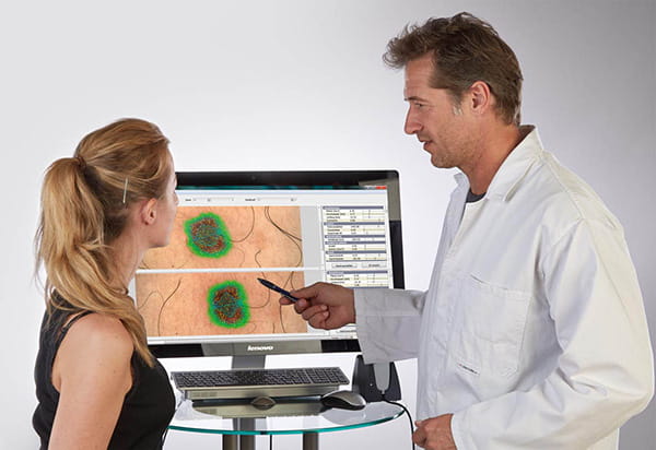 Vyšetření mateřských znamének digitálním dermatoskopem