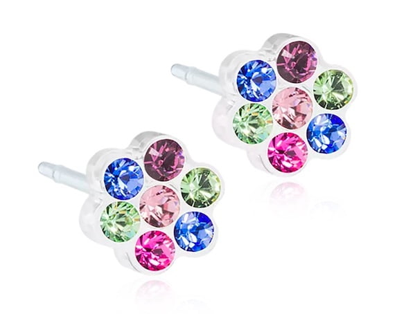 Propíchnutí ucha náušnicí (Praha) Sedmikráska